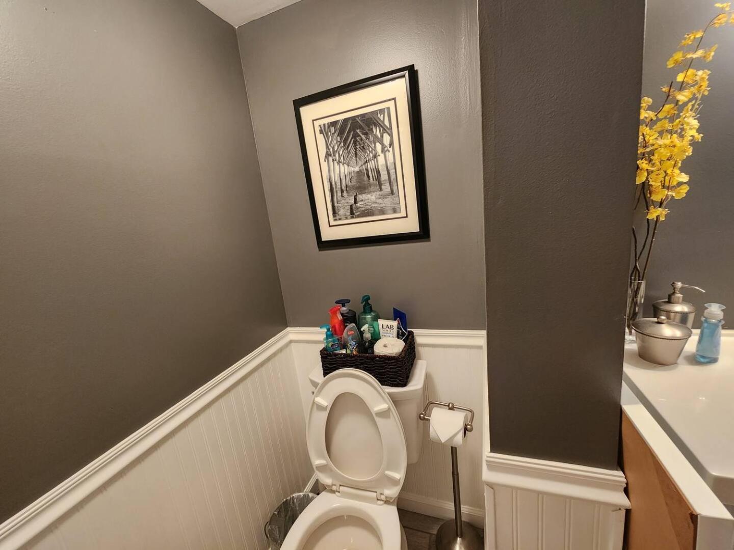 Apartment Beautiful Apt, Woffice Area 2br, Long Term *