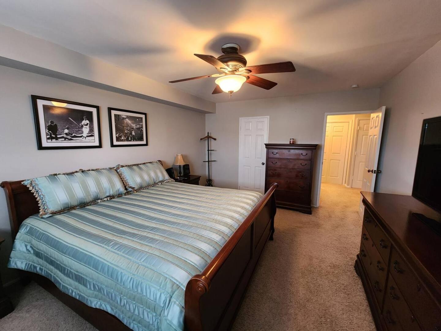 Apartment Beautiful Apt, Woffice Area 2br, Long Term